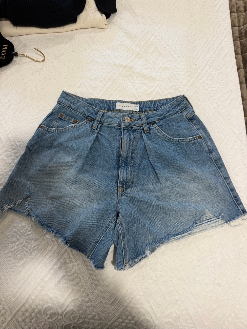Vintage-Inspired Light Blue Denim Shorts - Topshop Brand